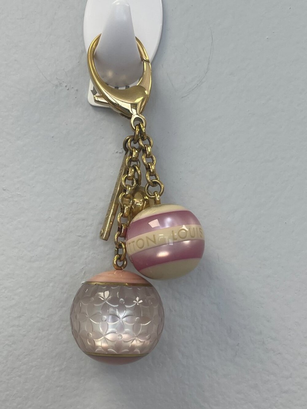 Louis Vuitton Mini Lin Croisette Bag Charm Key Holder in Violet - Preowned